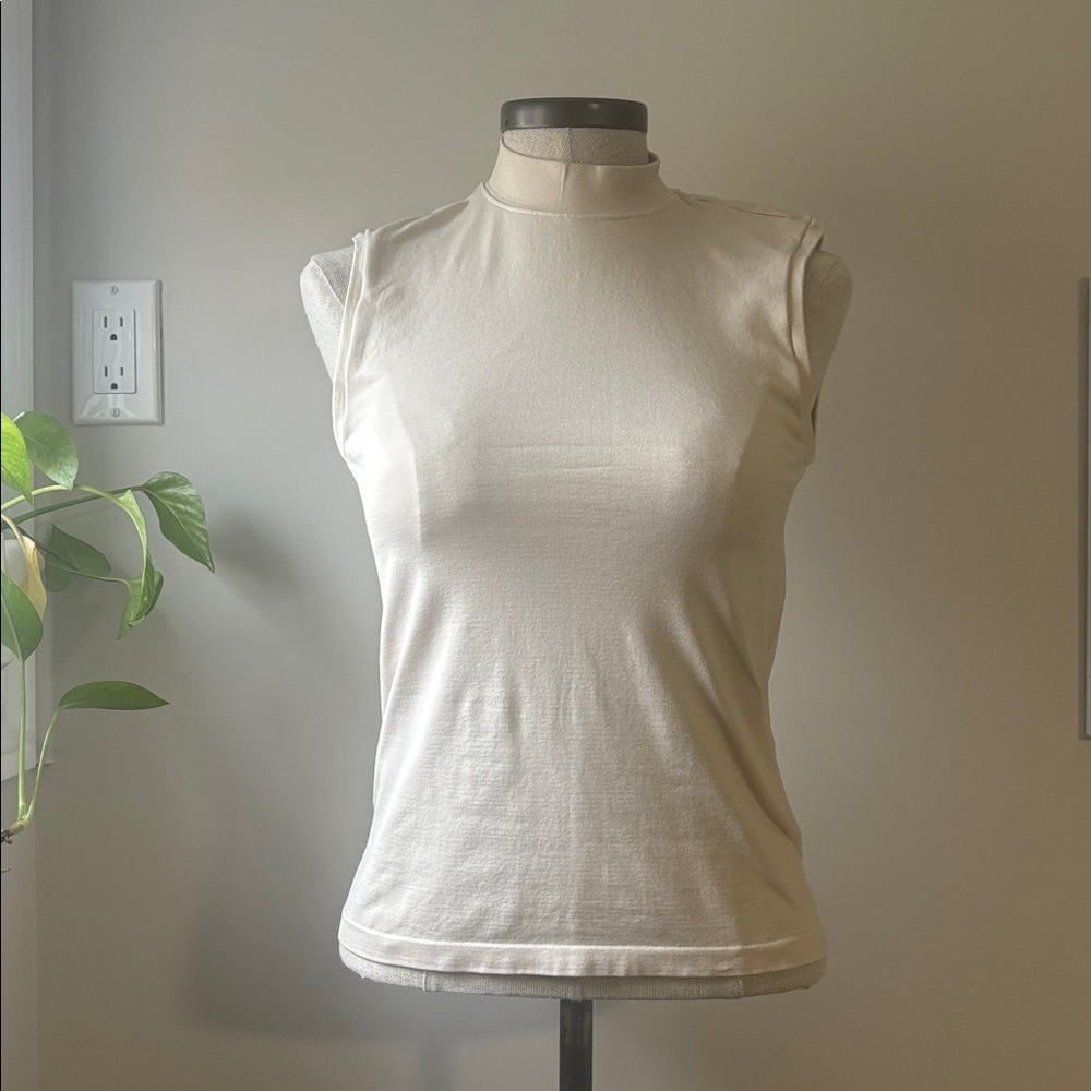 BAGATELLE top